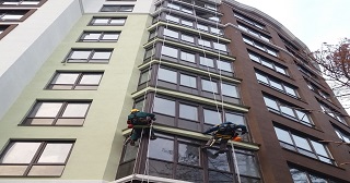 Установка крыши на балкон Слободской цена от 1028 руб. м/2.